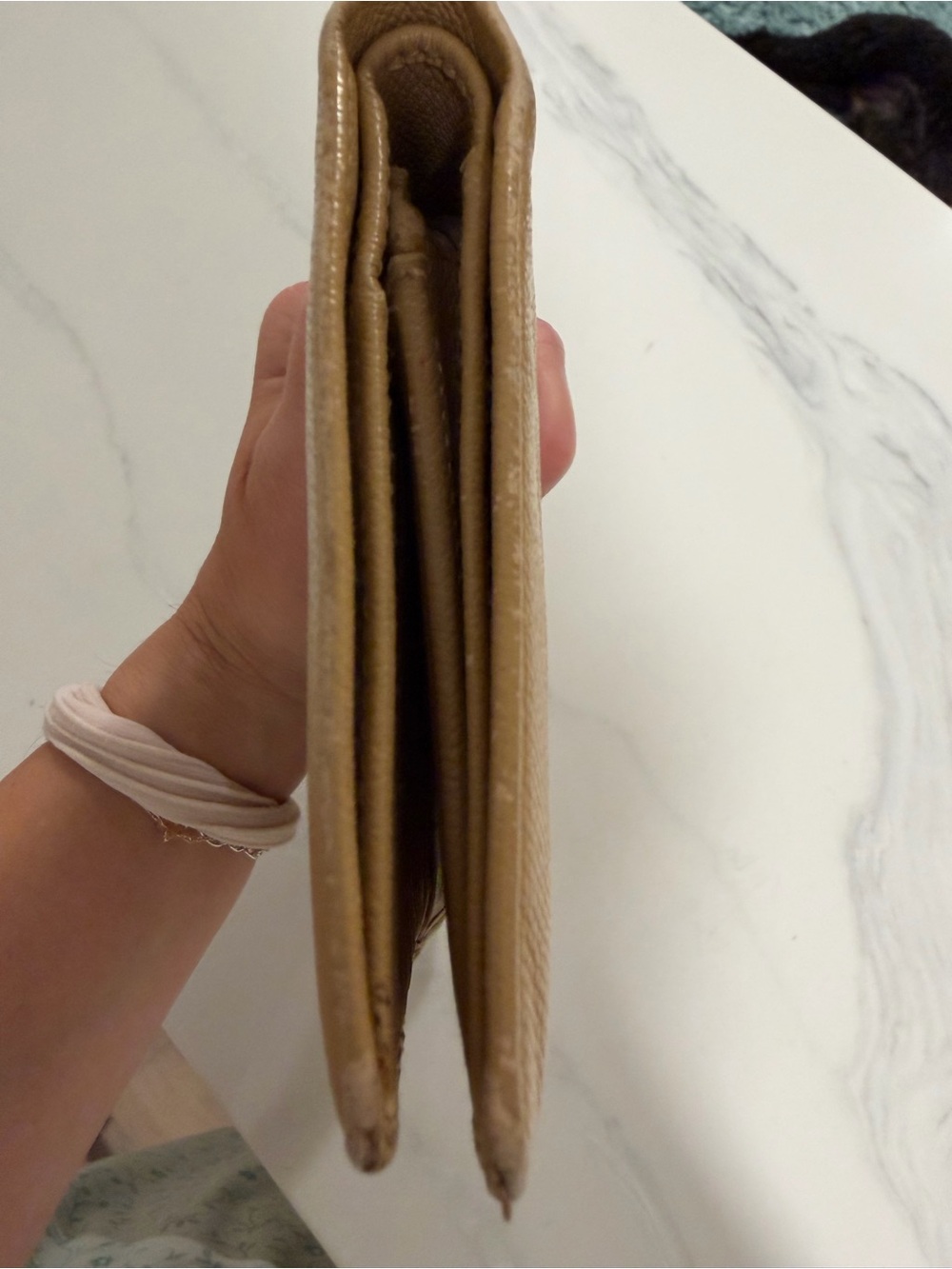 Chanel button bifold long wallet in Tan leather - Picture 7 of 16